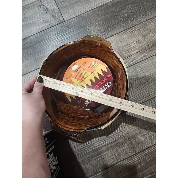 Anchor Hocking 2 qt. Casserole Dish w/ Basket Woven Harvest Amber Round NIB. - Picture 10 of 11